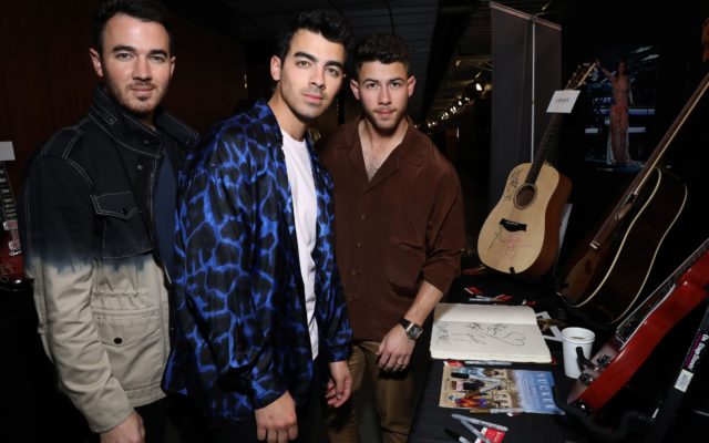 Jonas Bros Want To BBQ With You!