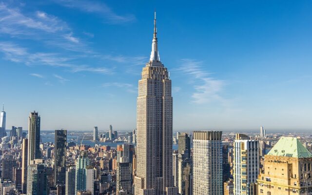 Empire State Building Offers New Engagement Package