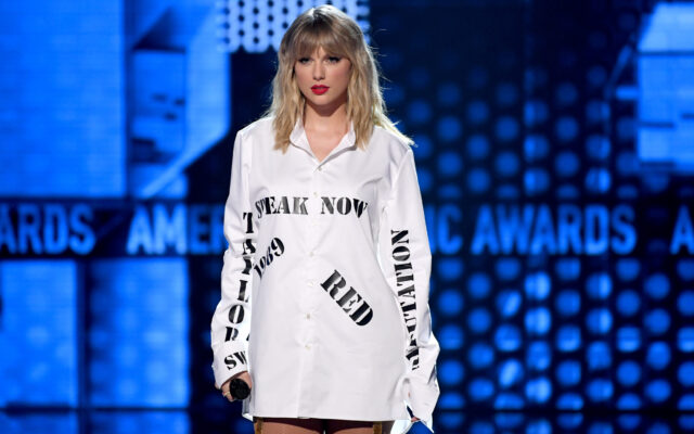 Country Music Hall of Fame Opens Pop-Up Taylor Swift Exhibit