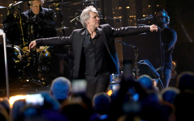 Bon Jovi Concert Goers Say He Needs To Retire